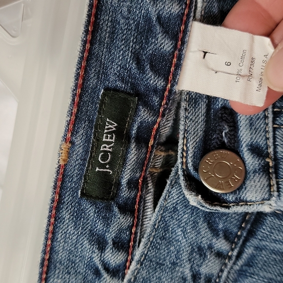 J.Crew Classic Button Fly Bootcut Jeans. SZ 6 100% cotton.... no stretch. - Picture 2 of 8